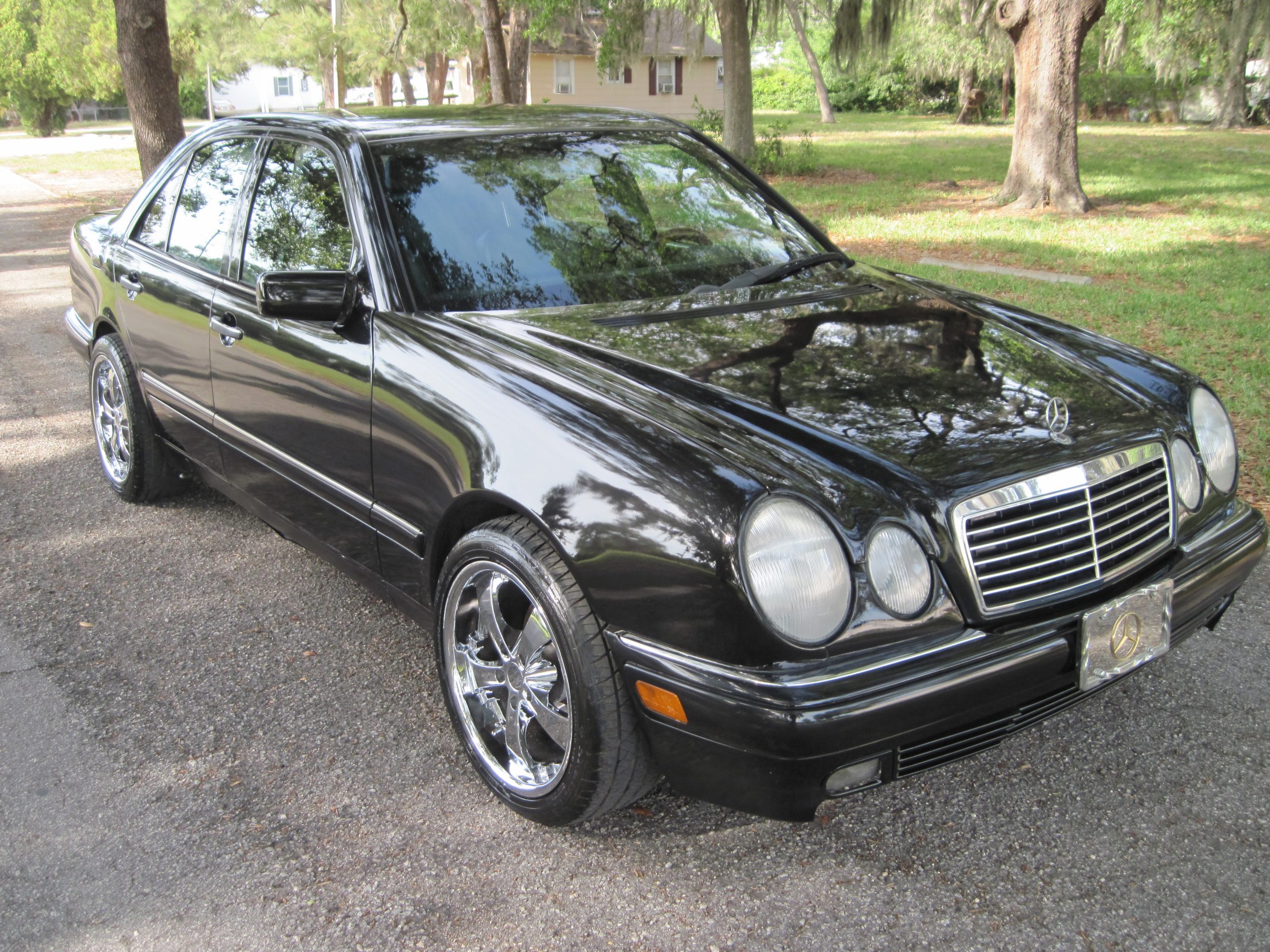 After Car exterior image after detailing